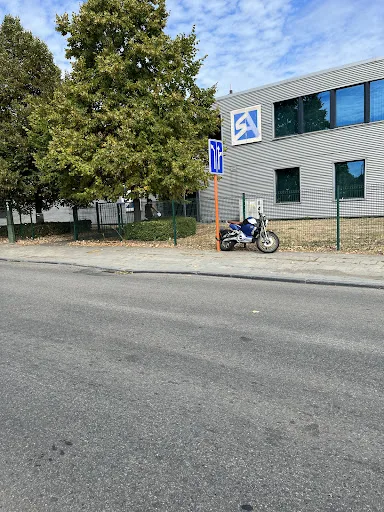Foto 4 van keuringscentrum Schouwingscentrum voor Auto's — beeld van Google