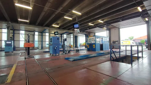 Foto 5 van keuringscentrum Autokeuring KM Brugge — beeld van Google