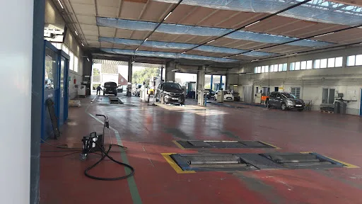 Foto 3 van keuringscentrum Autokeuring KM Ichtegem — beeld van Google