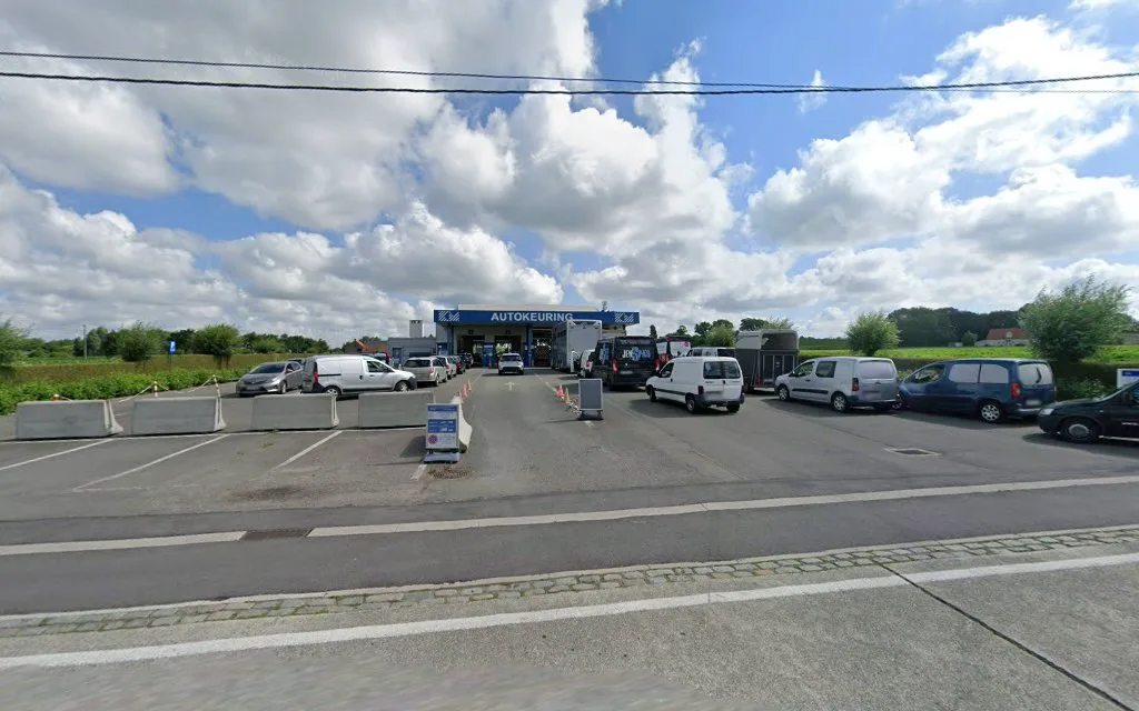 Straatbeeld van keuringscentrum Ichtegem in Ichtegem