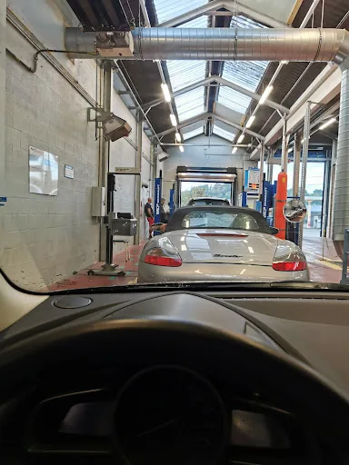 Foto 3 van keuringscentrum Autosécurité - Station de Onhaye - 72 — beeld van Google